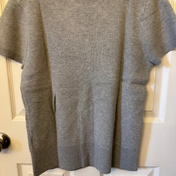 New with Tags, Macy's Short Sleeve Sweater - Picture 3 of 4